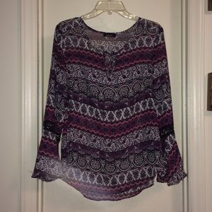 Sheer bell bottom sleeved shirt